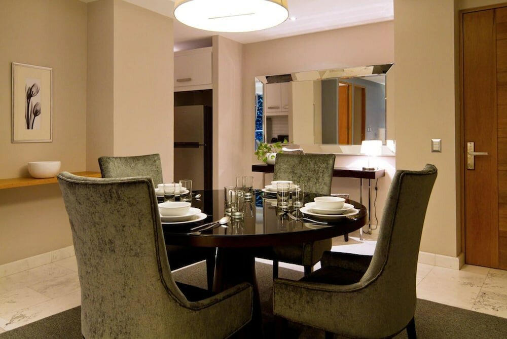 Фото Pennsylvania Suites