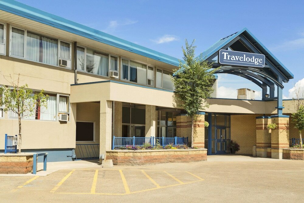 Фото Travelodge Edmonton East