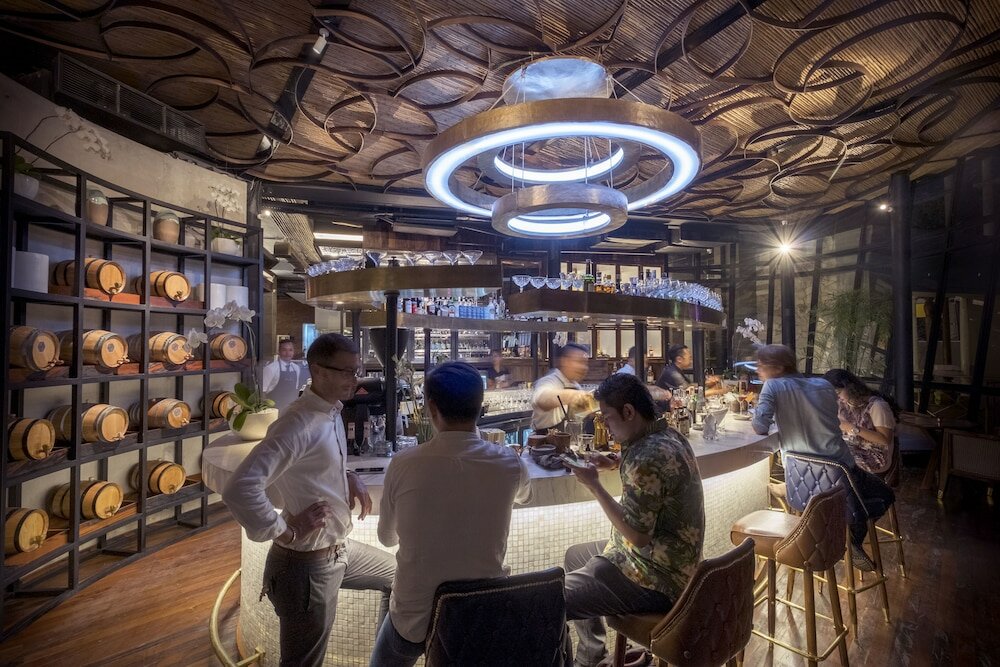 Фото Jambuluwuk Oceano Seminyak Hotel