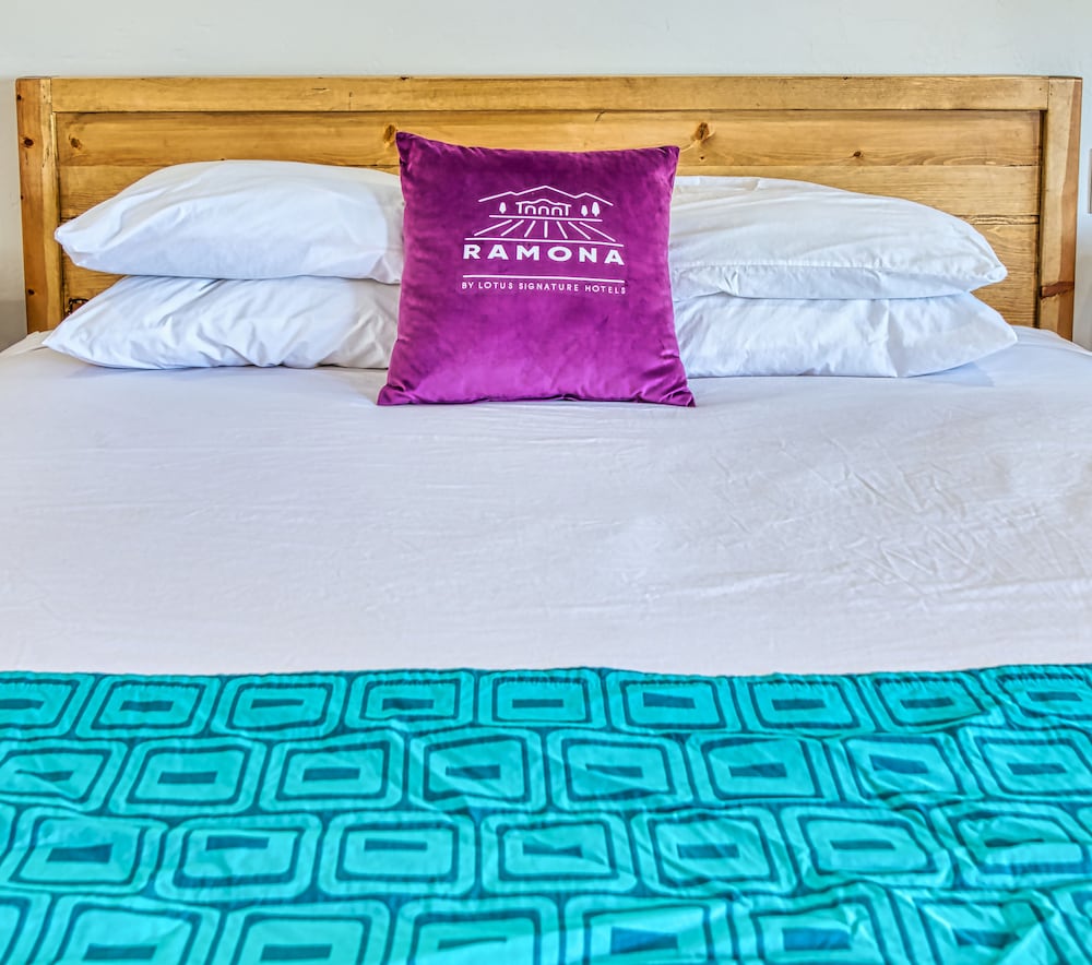 Фото Ramona Valley Inn