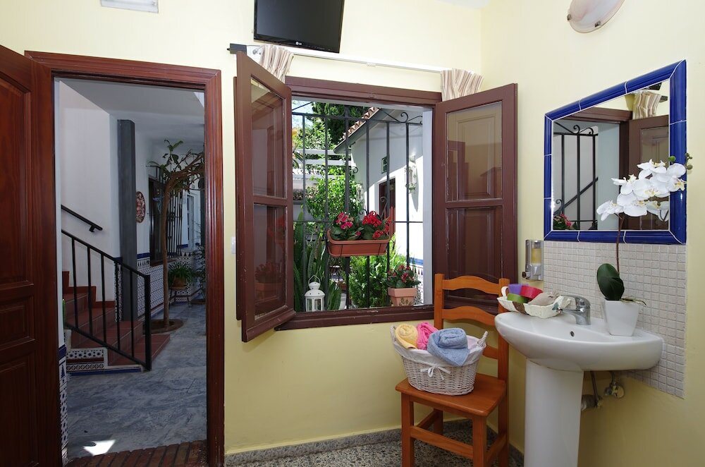 Фото Pension Aduar