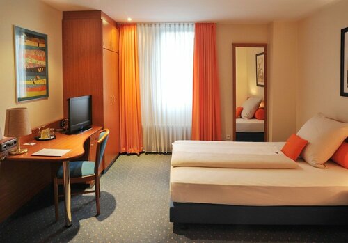 Внешний вид отеля Hotel Servatius Köln в Кёльне, фото 3