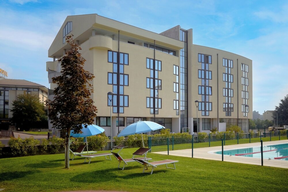 Фото Kona Hotel Verona