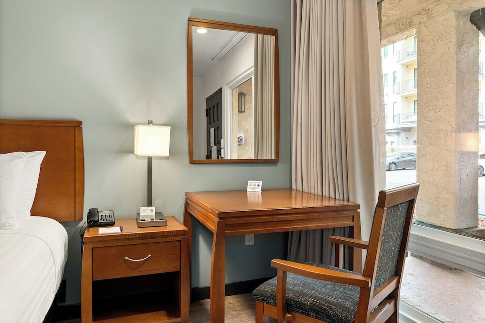 Фото Vagabond Inn Glendale