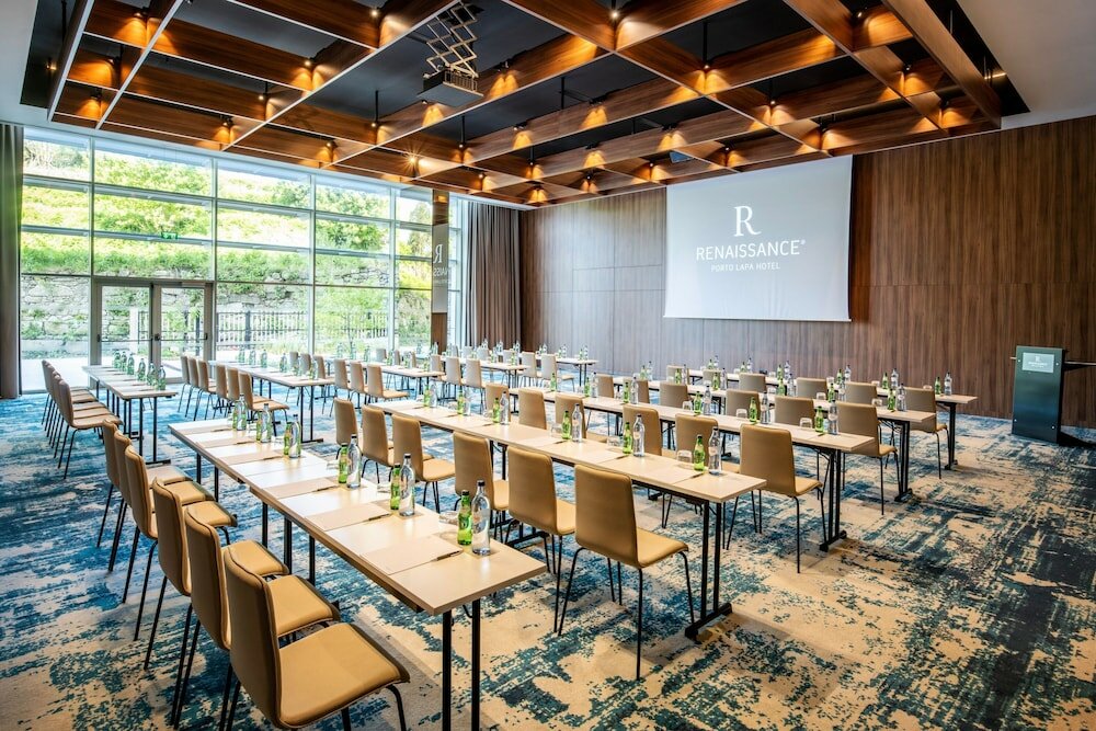 Фото Renaissance Porto Lapa Hotel