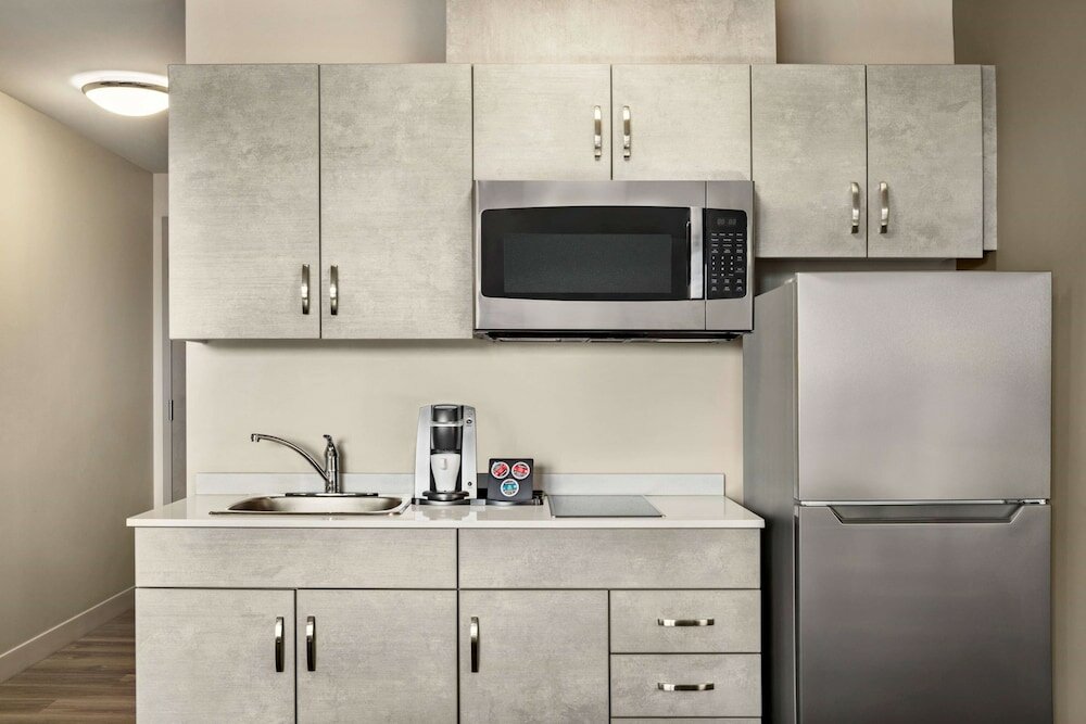 Фото Microtel Inn & Suites Montreal Airport - Dorval Qc