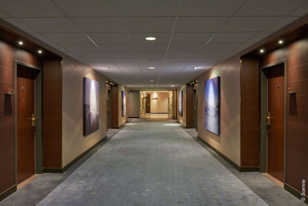 Фото Dorint Hotel Bonn