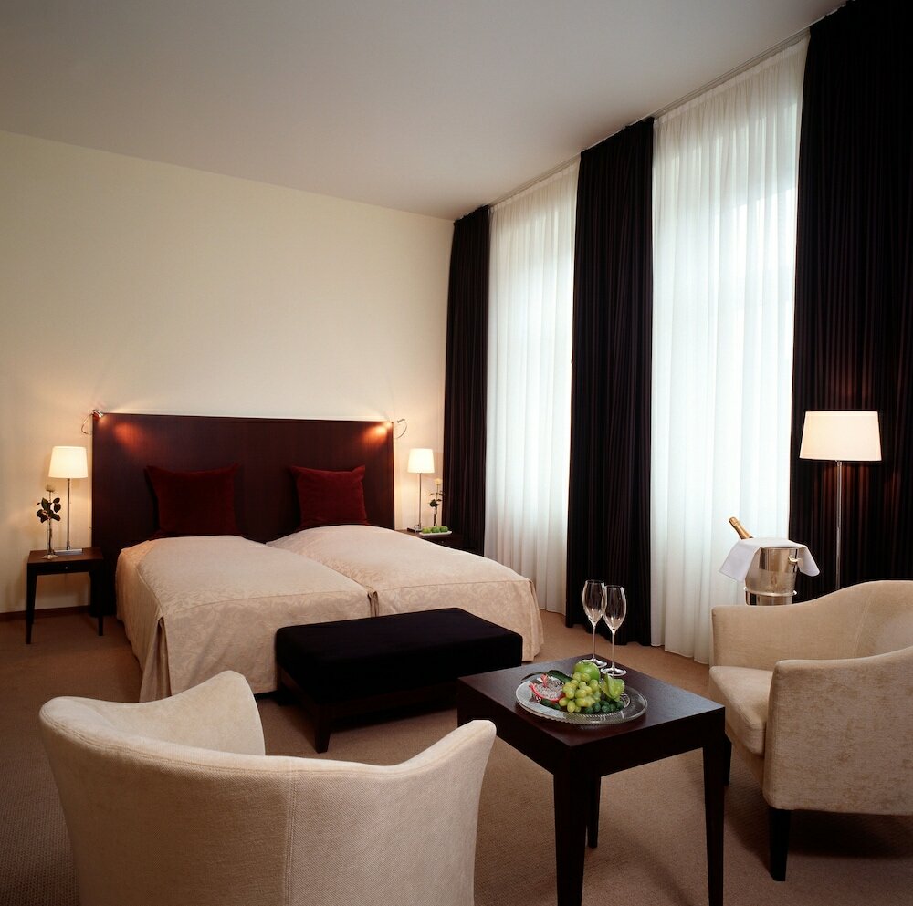 Фото Metropolitan Hotel by Flemings