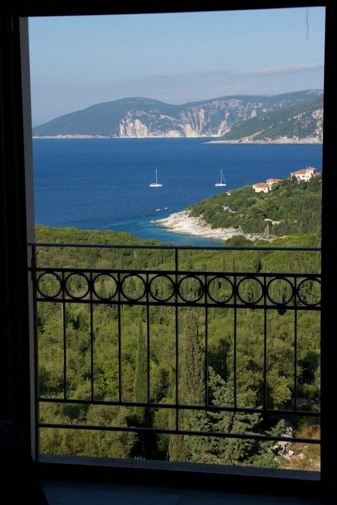 Фото Almyra Hotel