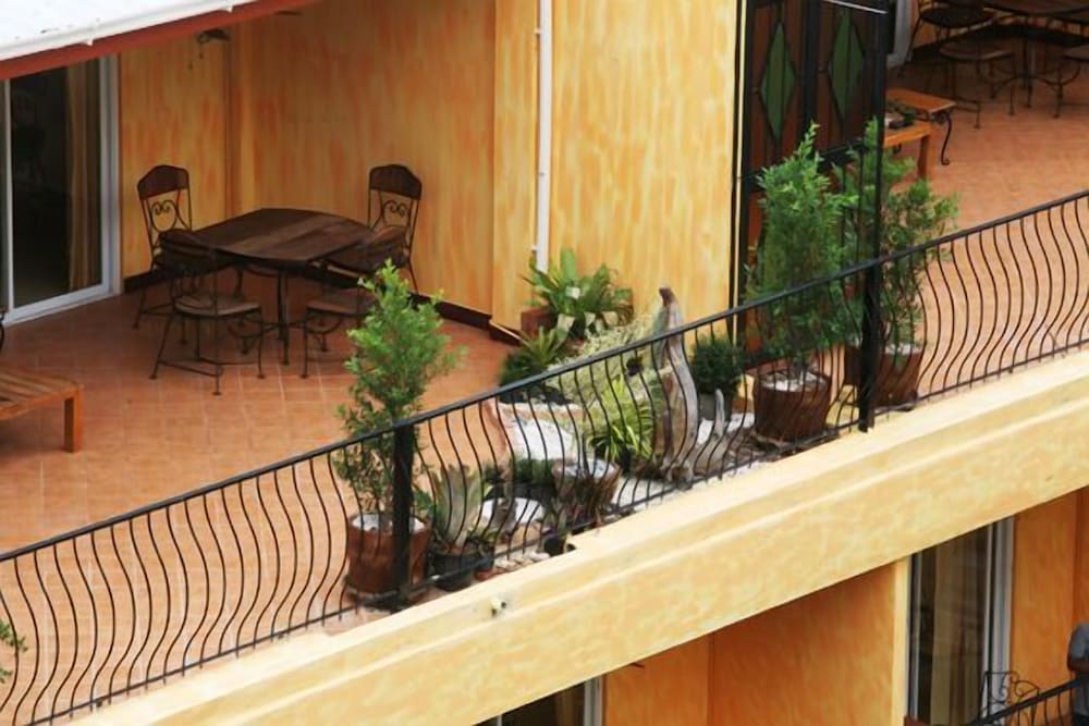 Фото High Lords Residence