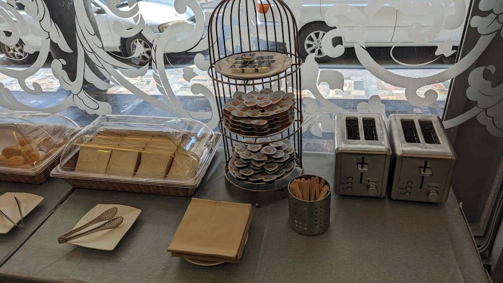 Фото Waugh Den Hotel