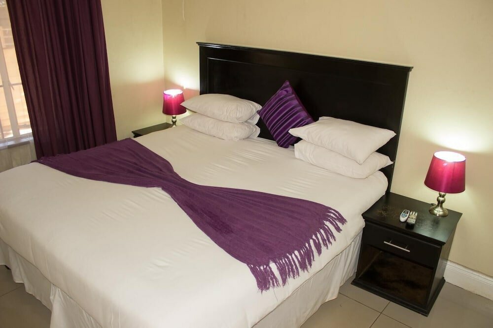 Фото Maple's Guest House