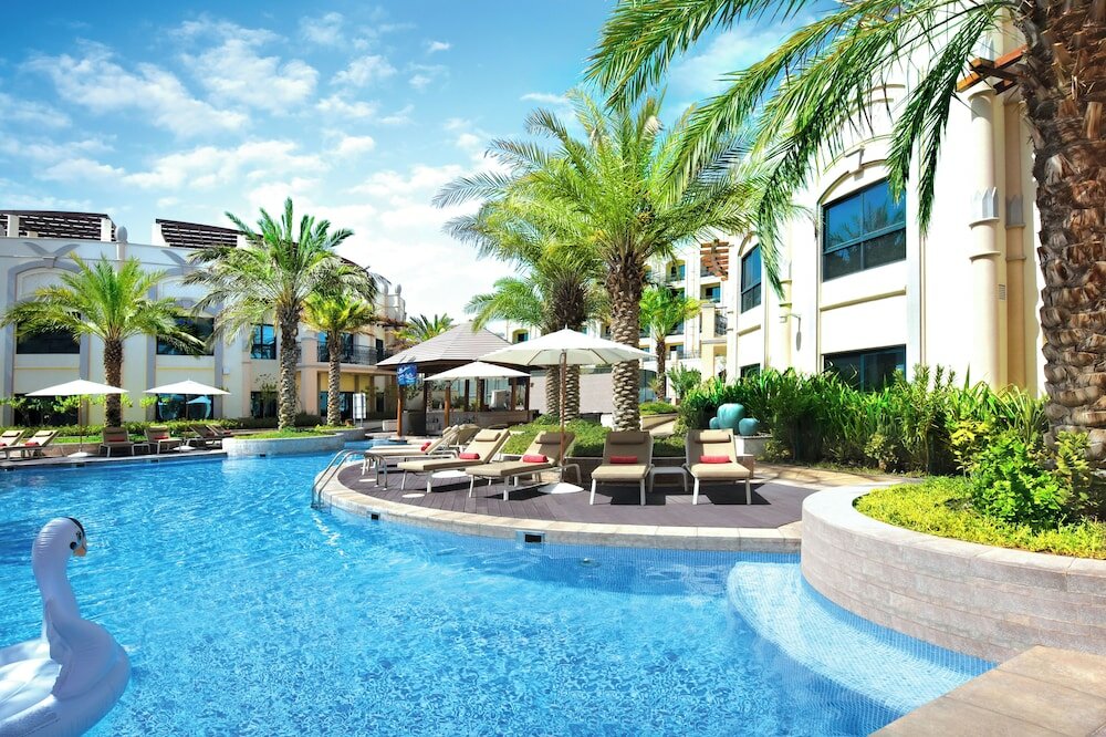 Фото Al Ain Rotana