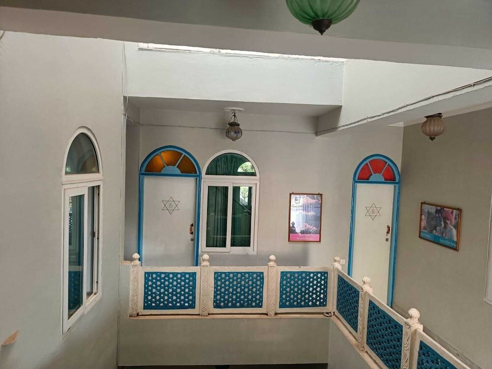 Фото Maya Hotel & Restaurant