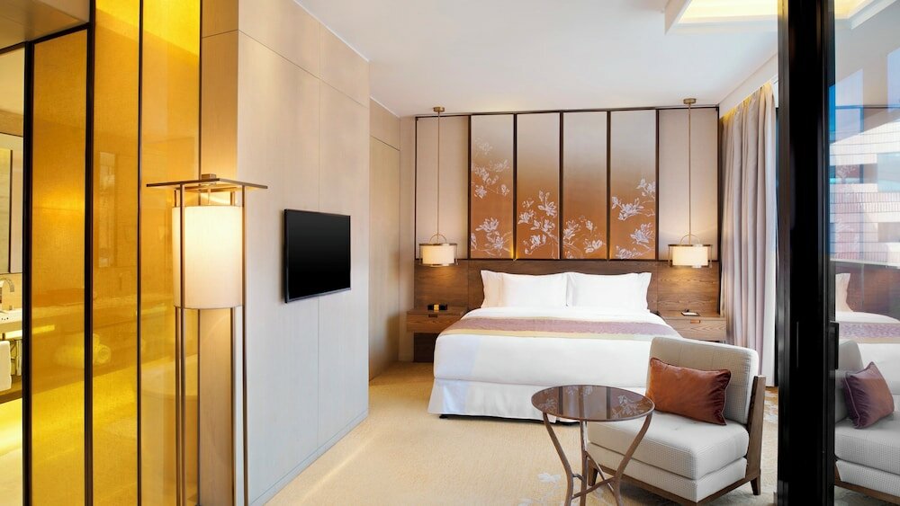 Фото Hualuxe Shanghai Twelve at Hengshan