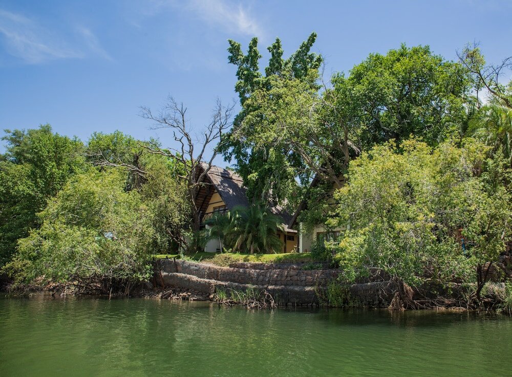 Фото Victoria Falls Waterfront