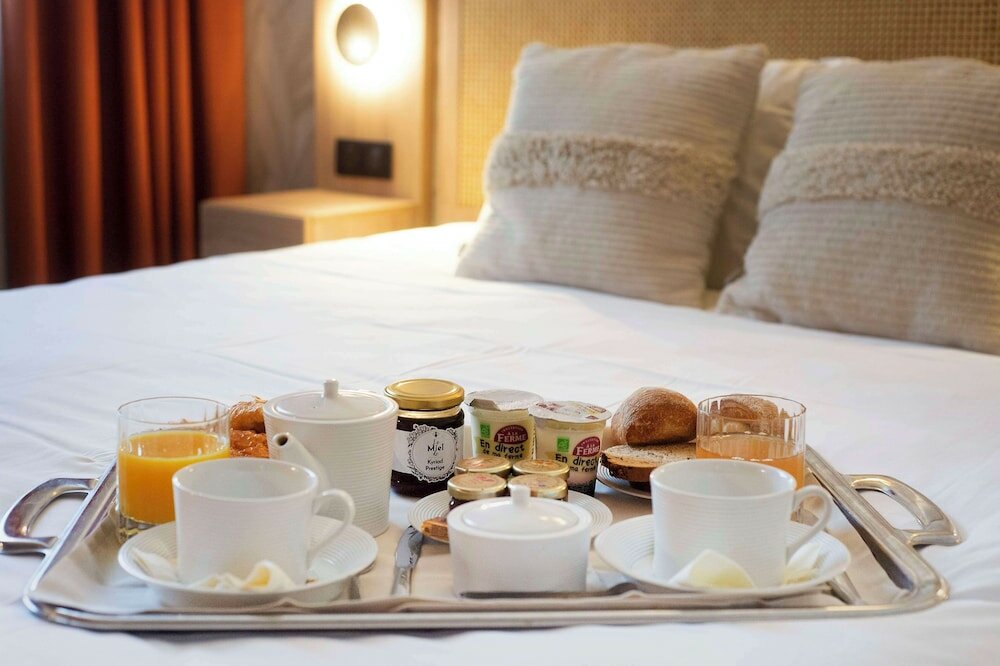 Фото Radisson Hotel Clermont-Ferrand