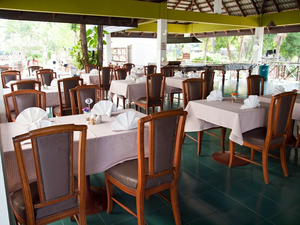 Фото Grand Jomtien Palace Hotel