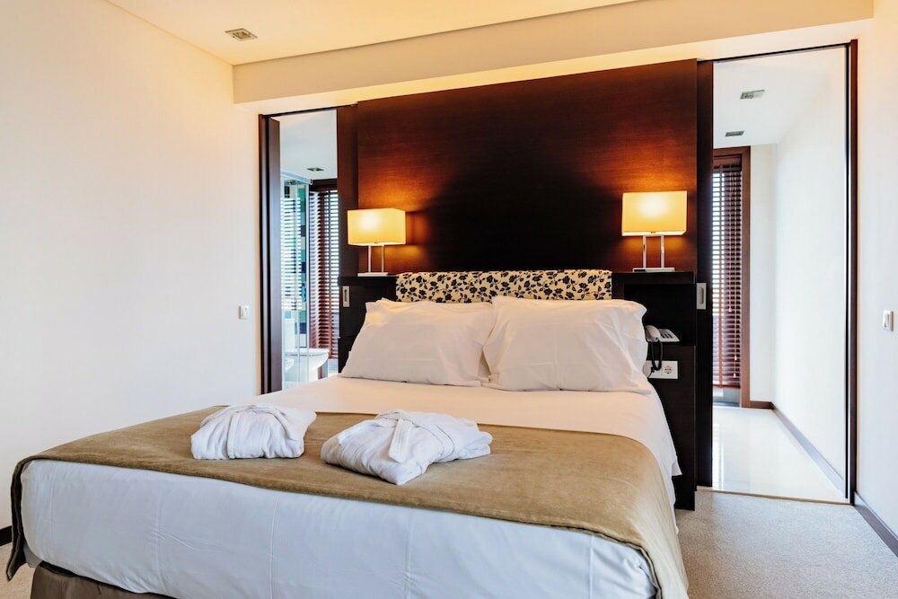 Фото Axis Porto Business & SPA Hotel