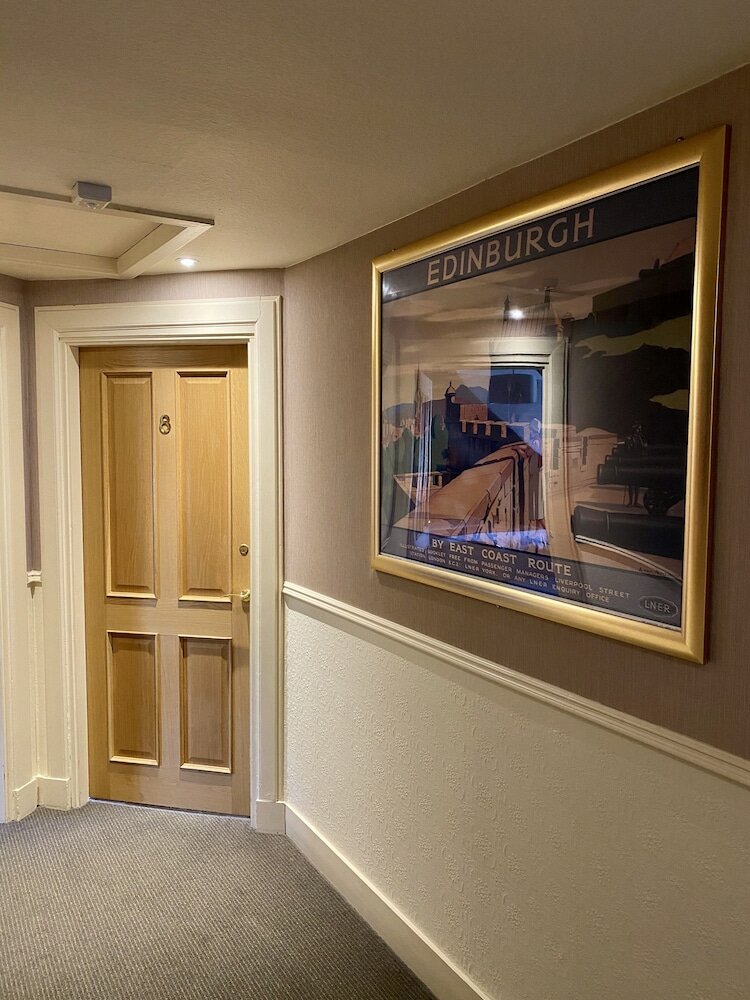 Фото The Dutch Mill Hotel