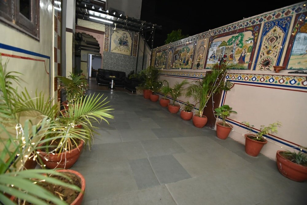 Фото Hotel Vaishnavi