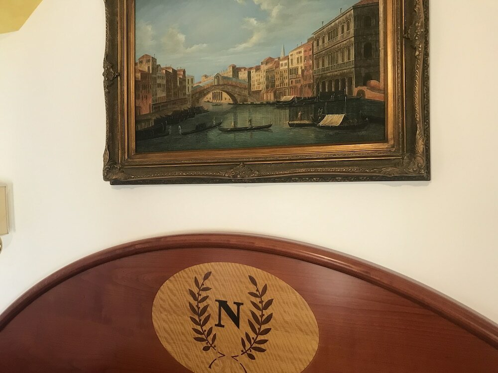 Фото Hotel Napoleon