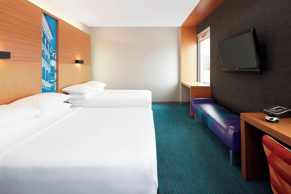 Фото Aloft Montreal Airport