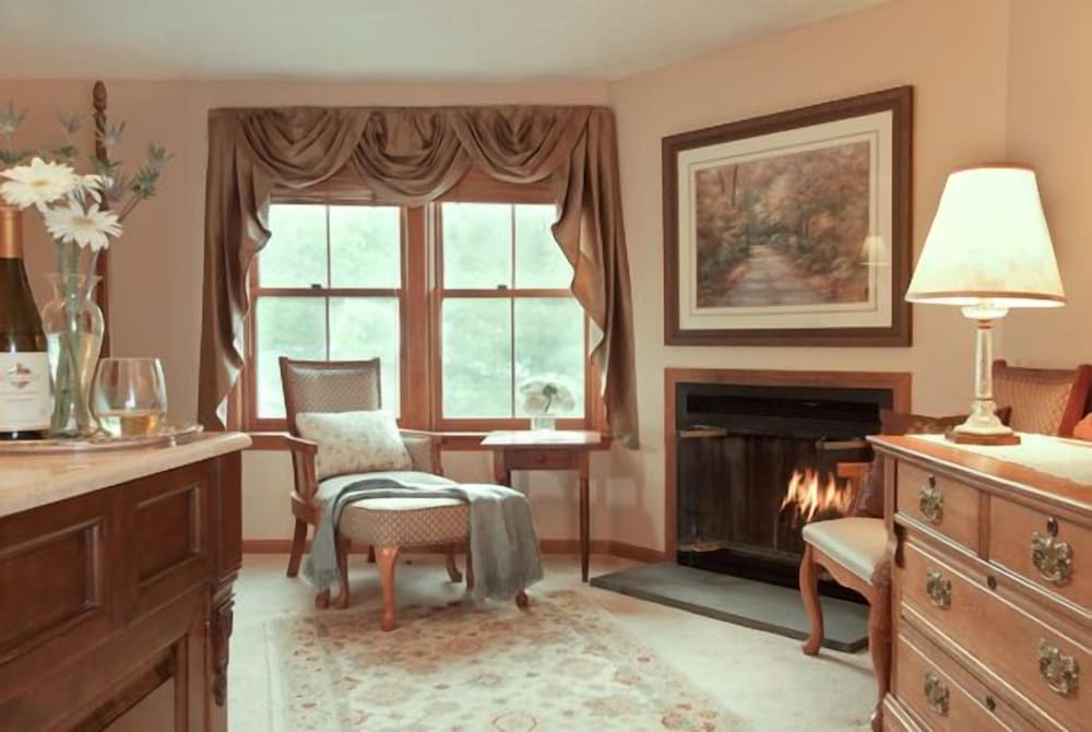 Фото Inn at Ellis River