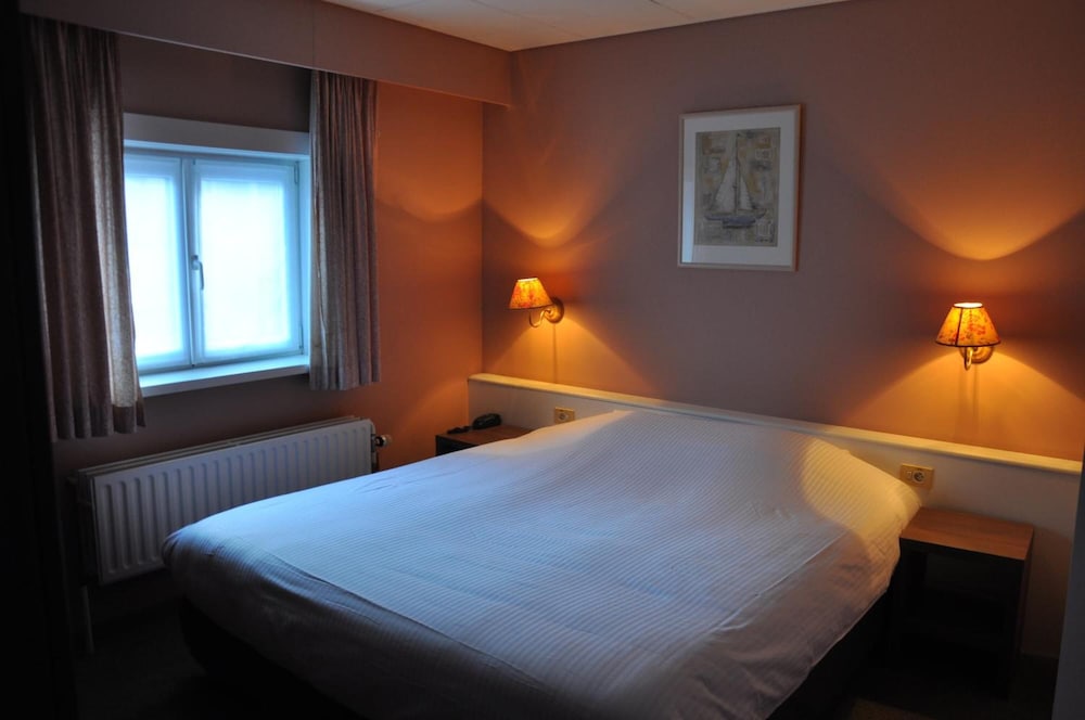 Фото Hotel Louisa