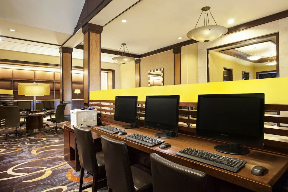 Фото Sheraton Inner Harbor Hotel