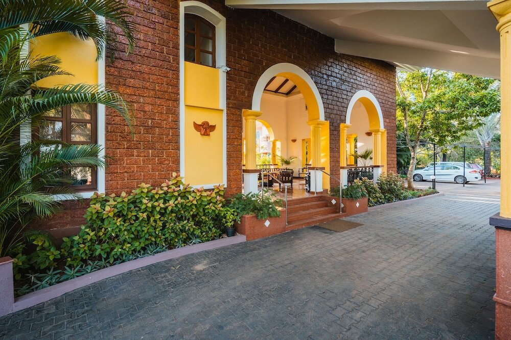 Фото отеля 2