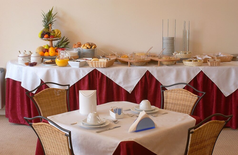 Фото Hotel Oasi Beach