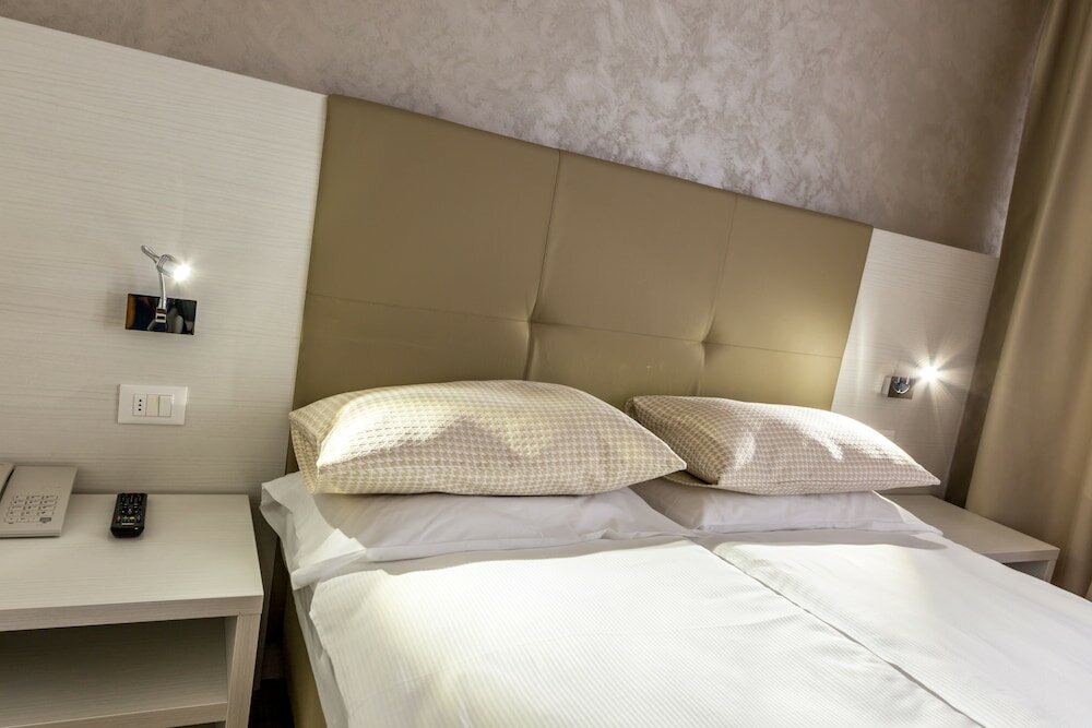 Фото Hotel Touring