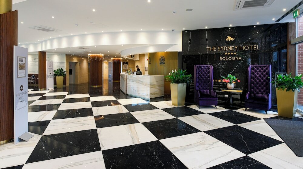 Фото отеля 2