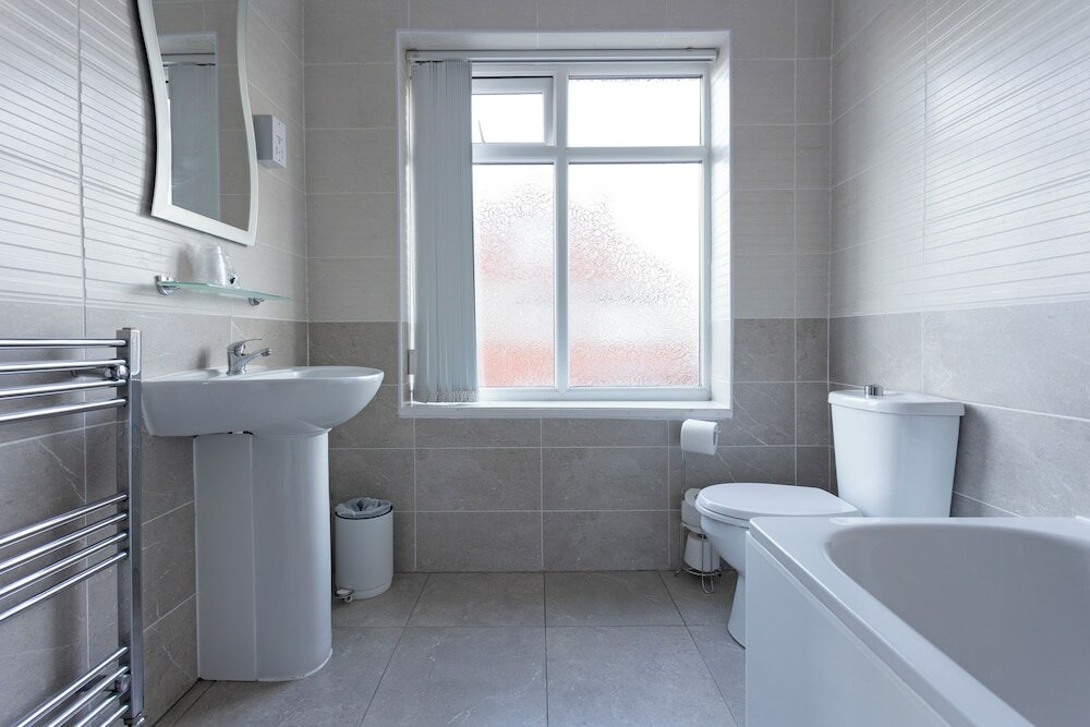 Фото Orrell Park Hotel