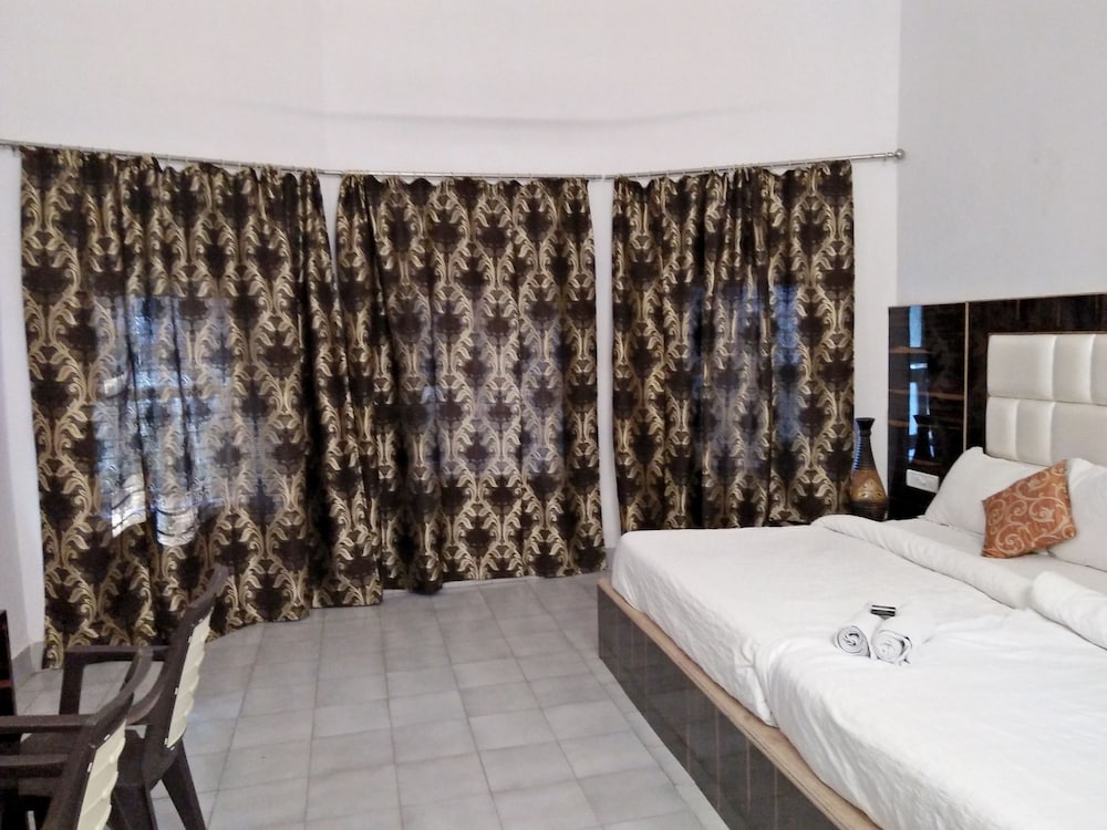 Фото Hotel Shanti Mount Abu