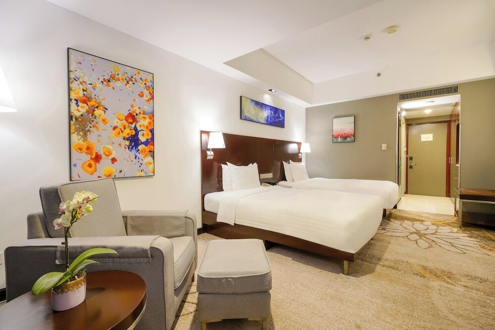 Фото Holiday Inn Shanghai Vista