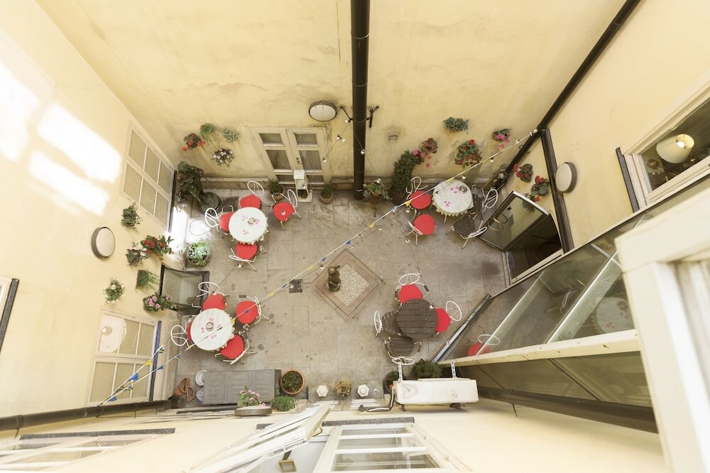 Фото Lady Hamilton Hotel