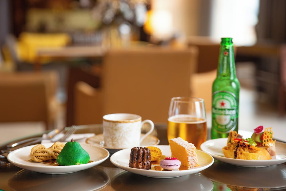 Фото Miramar Garden Taipei