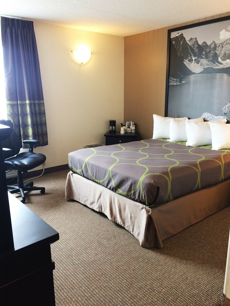 Фото Super 8 by Wyndham Edson