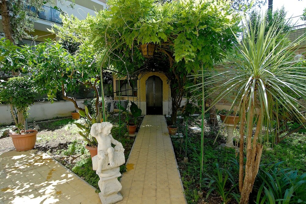 Фото Tiburtina Garden