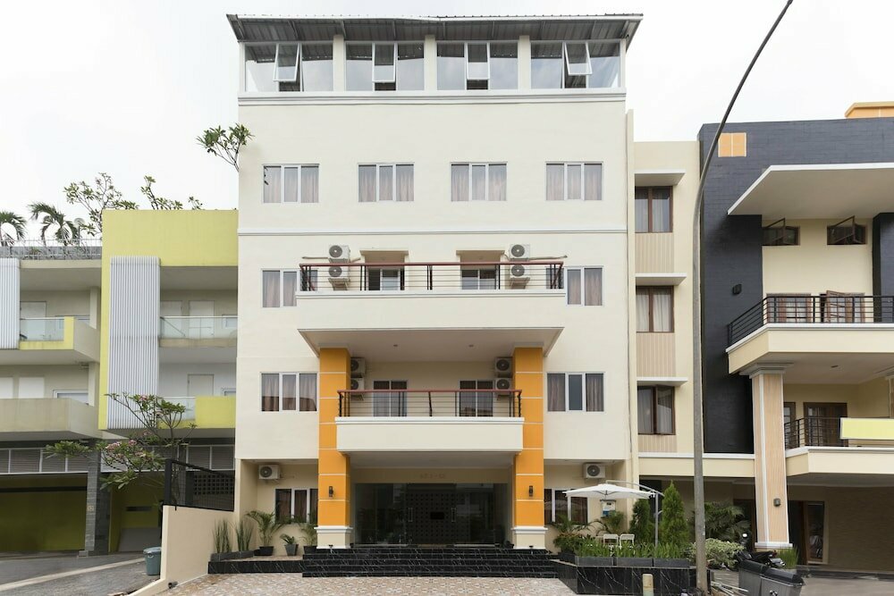 Hotel Reddoorz Plus Boulevard Residence Bsd, Earth, photo