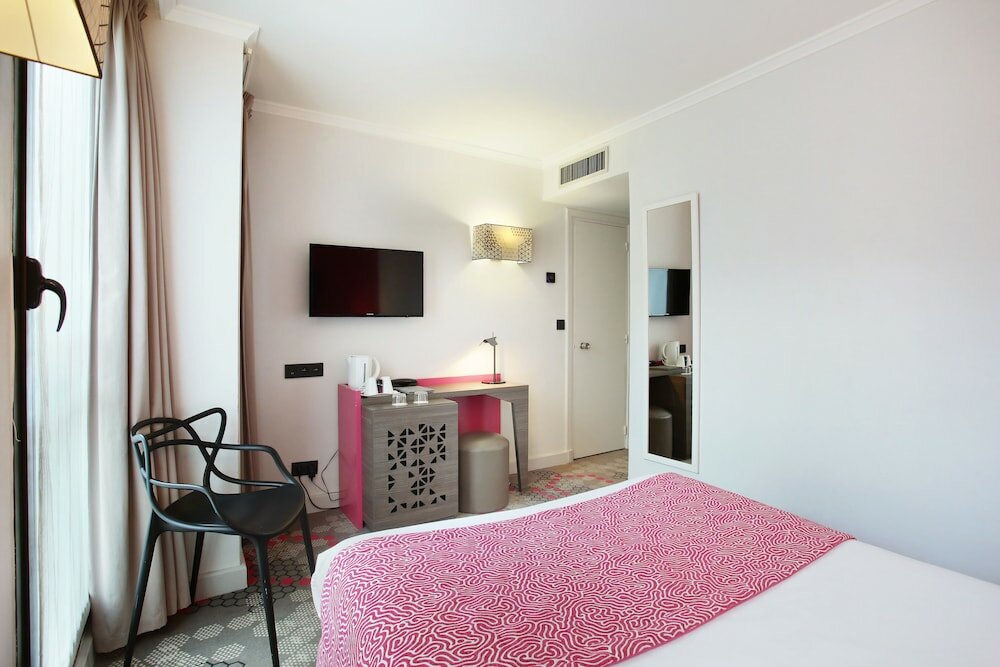 Фото Eiffel Capitol