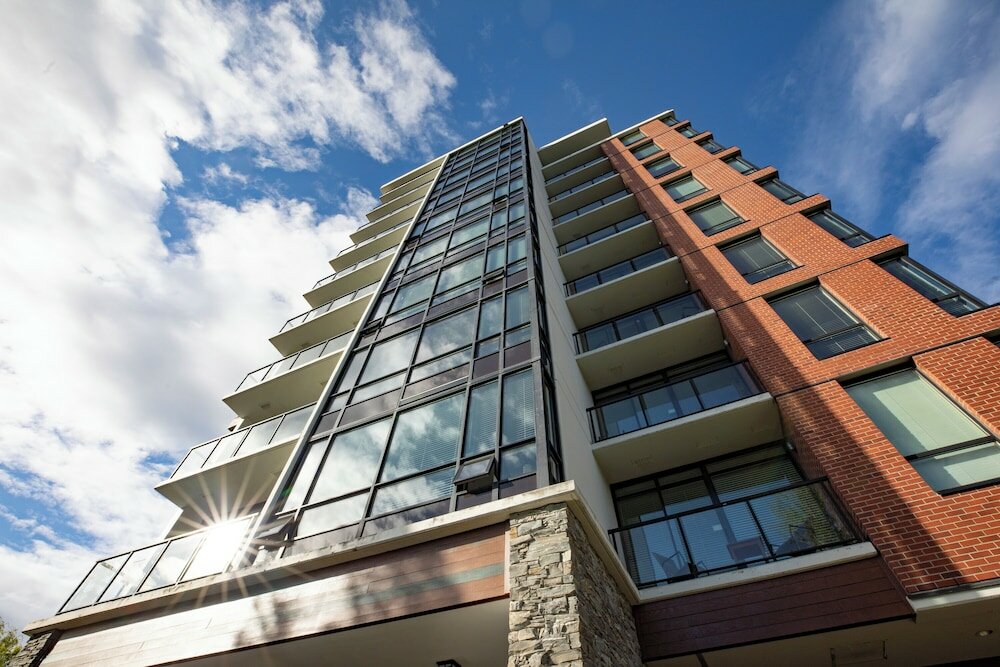 Фото The Oswego Hotel