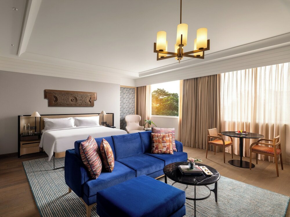 Фото The Raintree, Anna Salai