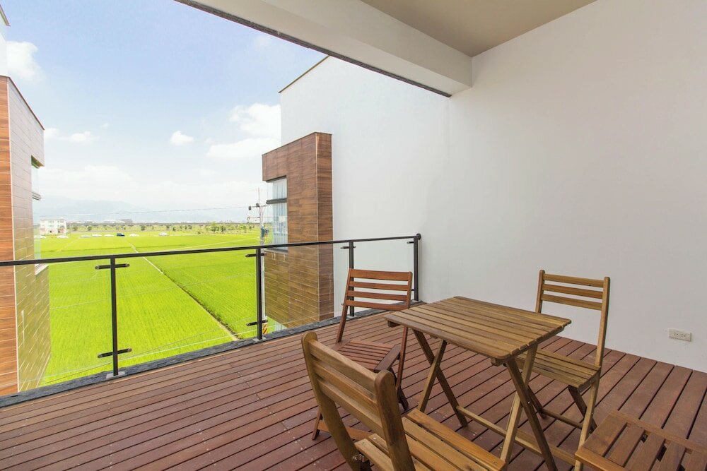 Фото Plum Forest