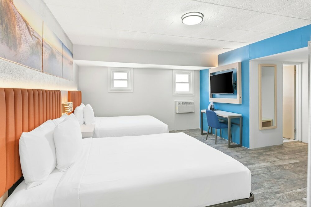 Фото Tropicana Motel