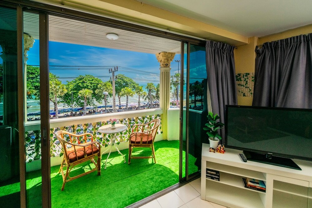 Фото Happy Vikings Hotel