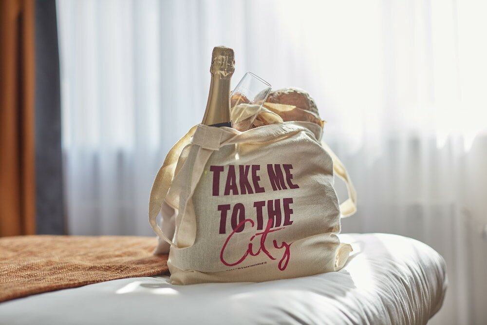 Фото Carlton Square Hotel