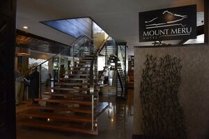 Гостиница Mount Meru Hotel